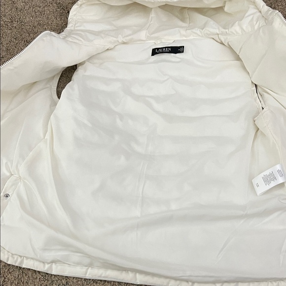 Lauren Ralph Lauren Cream Hooded Puffer Vest - Picture 10 of 12